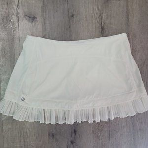 Lululemon City Sky Run By Skirt White size 10 pockets ruffle tennis skirt